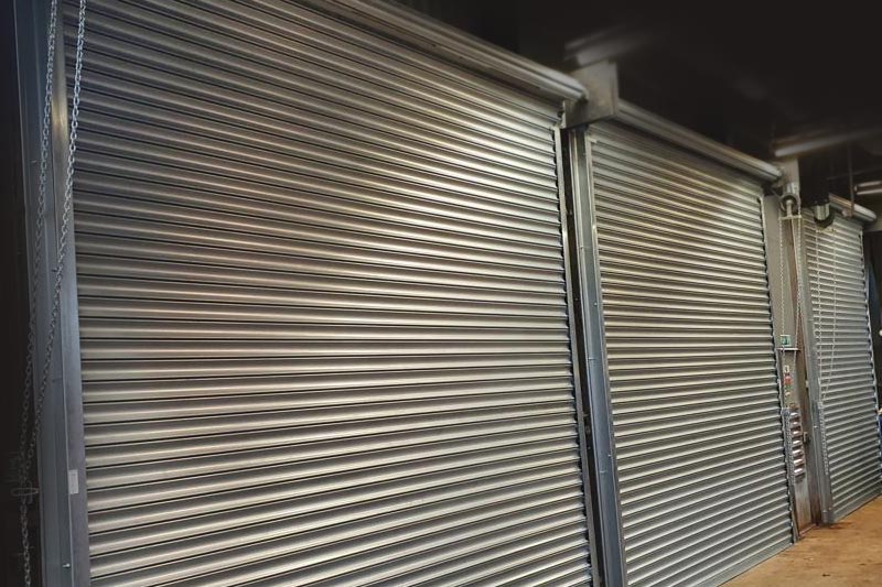 Strap-operated roller shutters energy efficiency